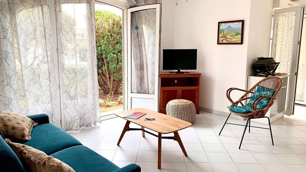 Photo of Livingroom in Bouzigues