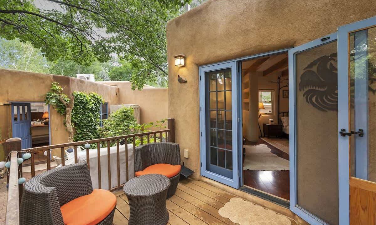 Photo of Patio Balcony in Historic Eastside