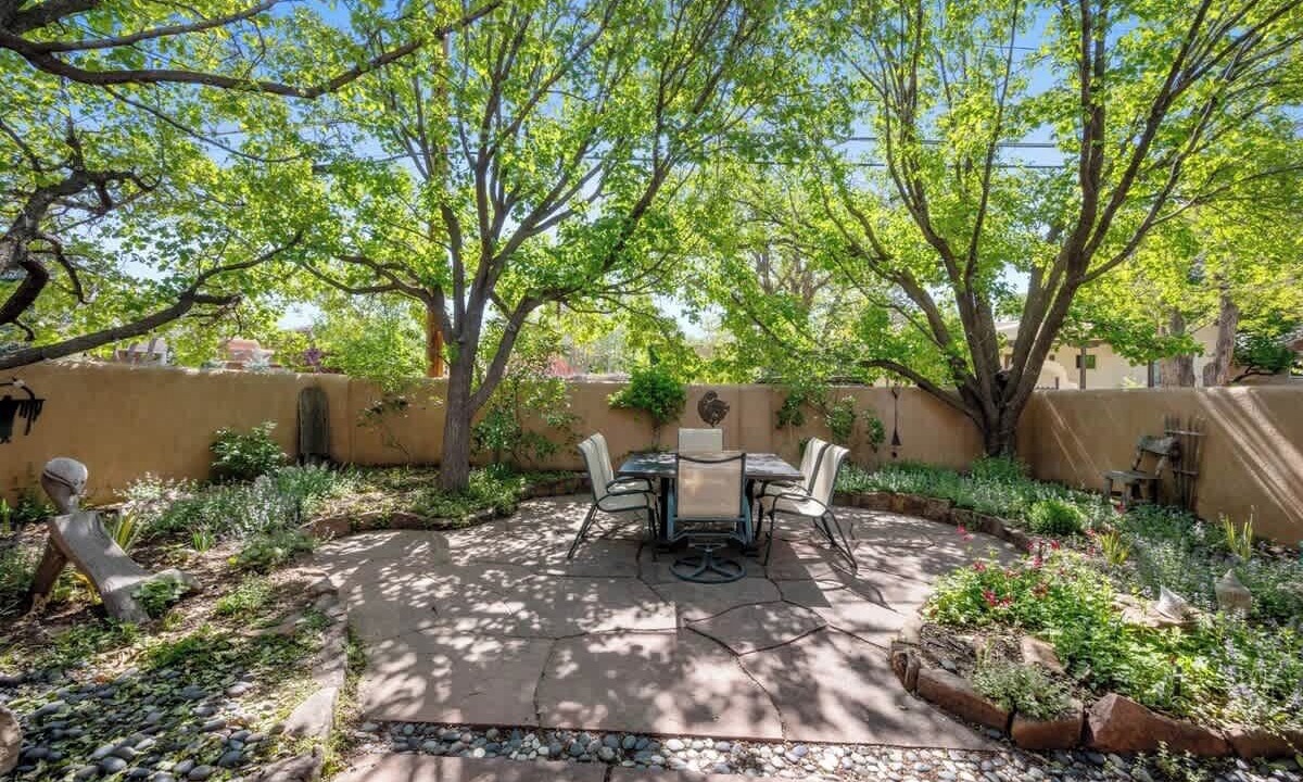 Photo of Outdoor in Historic Eastside