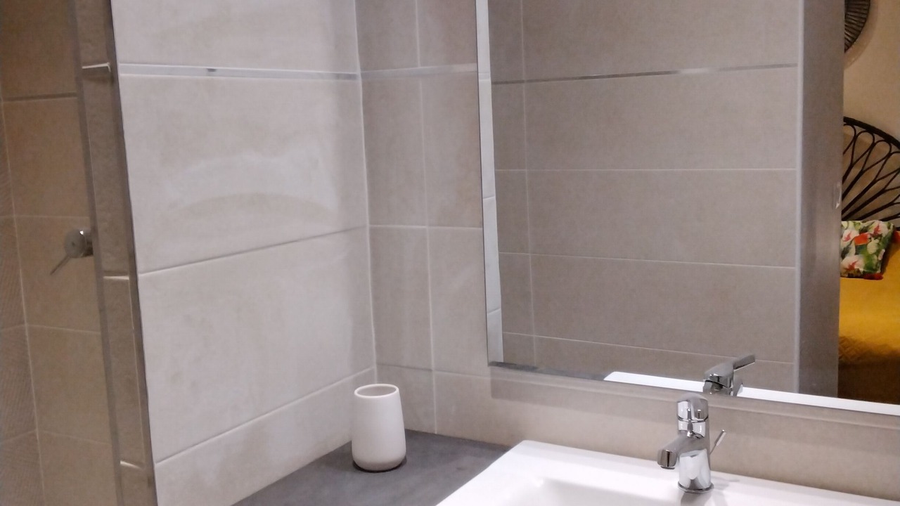 Photo of Bathroom in Sete