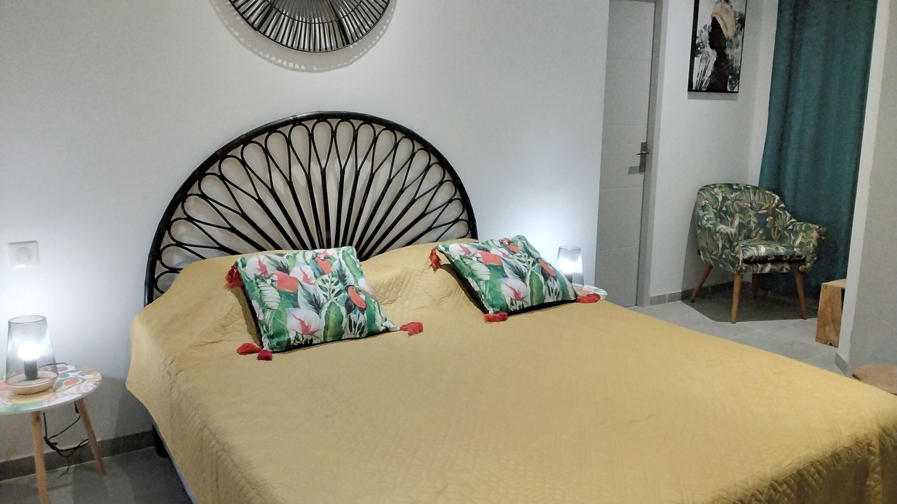 Photo of Bedroom in Sete