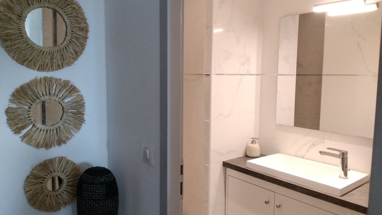 Photo of Bathroom in Sete