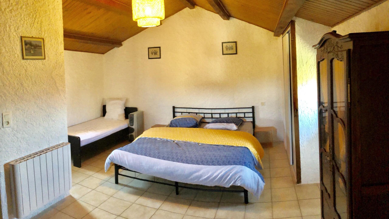 Photo of Bedroom in Saint-Privat-de-Champclos