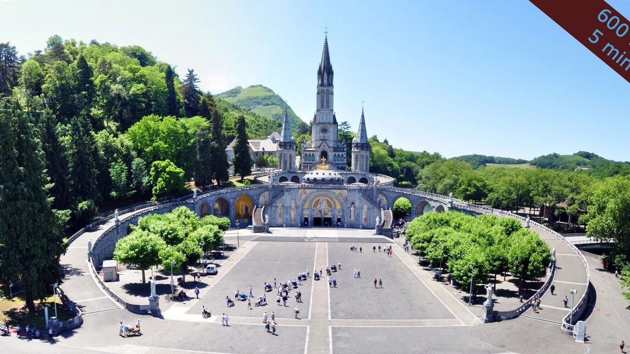 Photo of Others in Lourdes