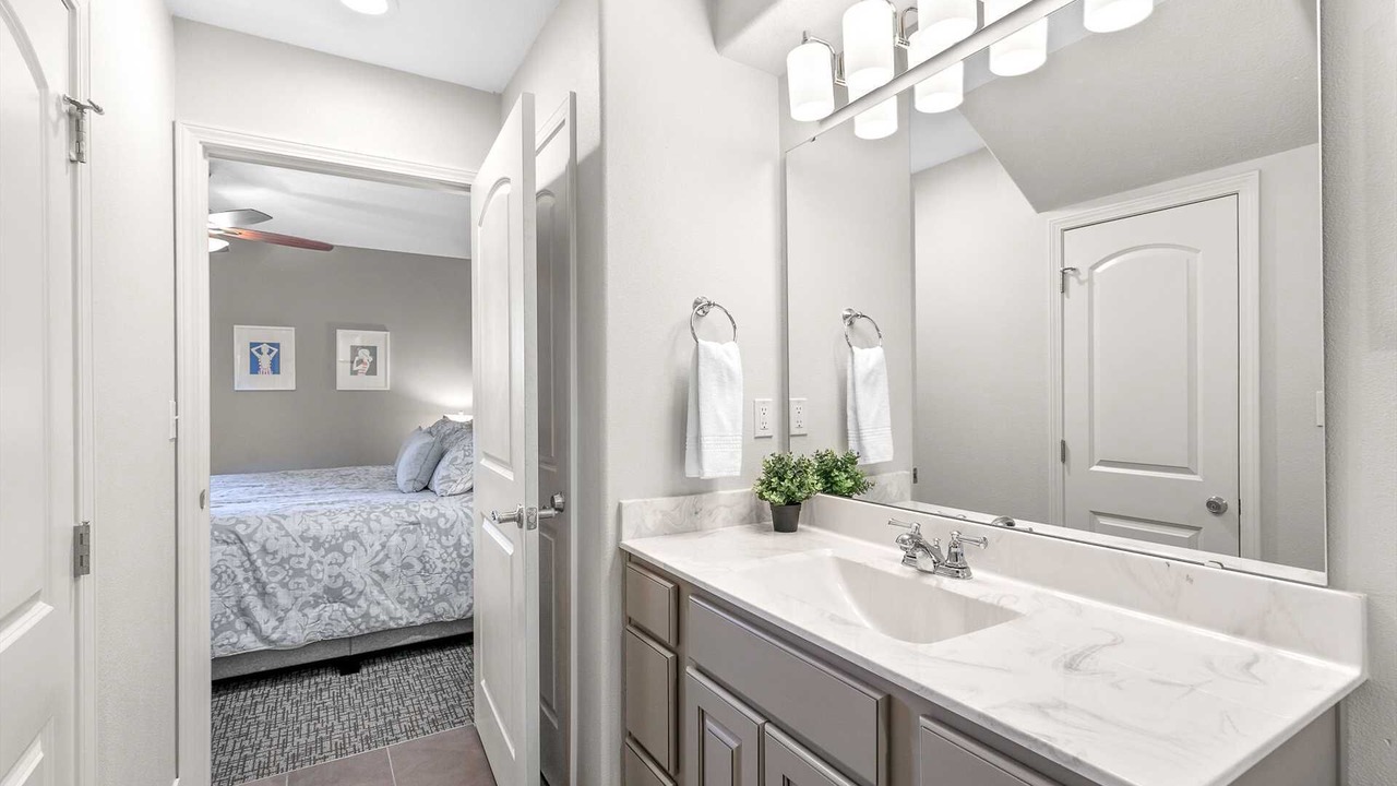 Photo of Bathroom in Table Rock