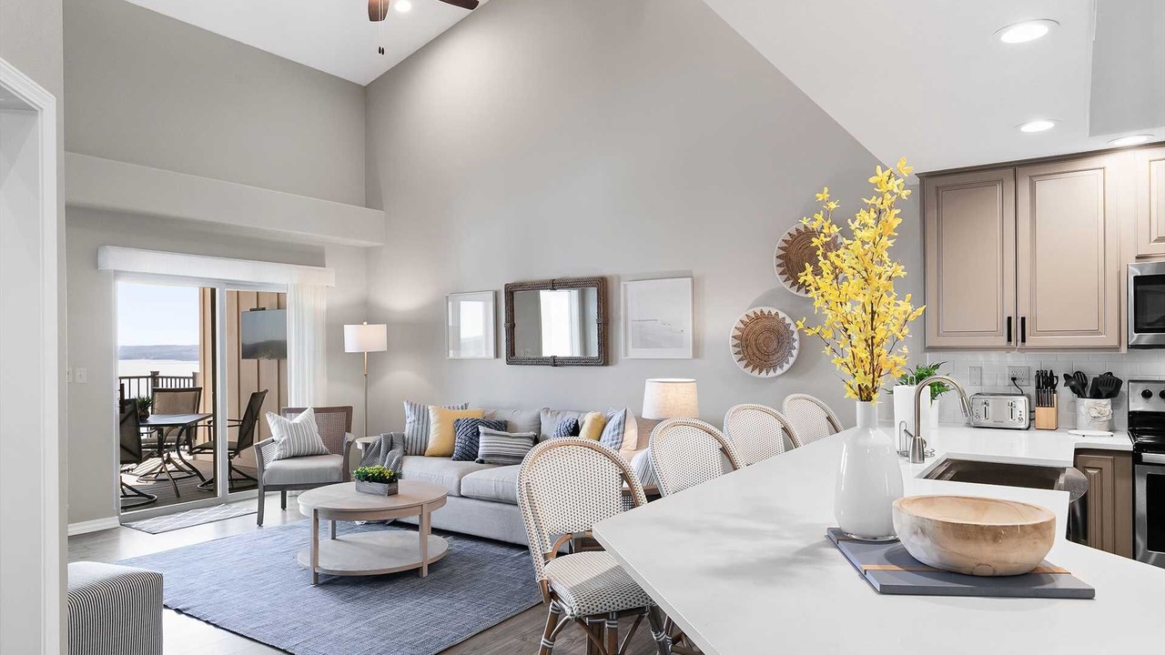 Photo of Livingroom in Table Rock