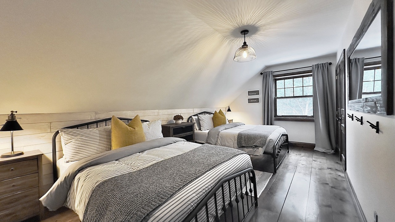 Photo of Bedroom in Sainte-Ann-des-Lacs