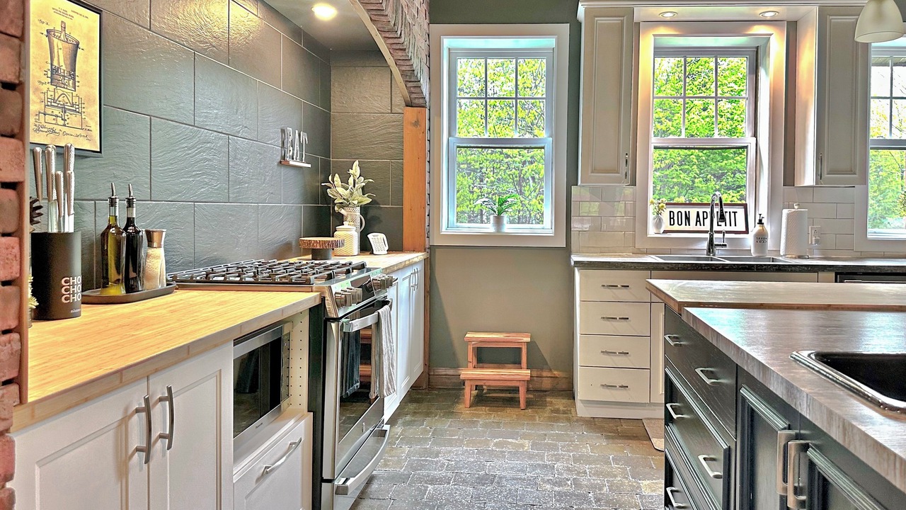 Photo of Kitchen in Sainte-Ann-des-Lacs