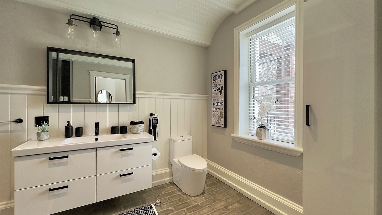 Photo of Bathroom in Sainte-Ann-des-Lacs
