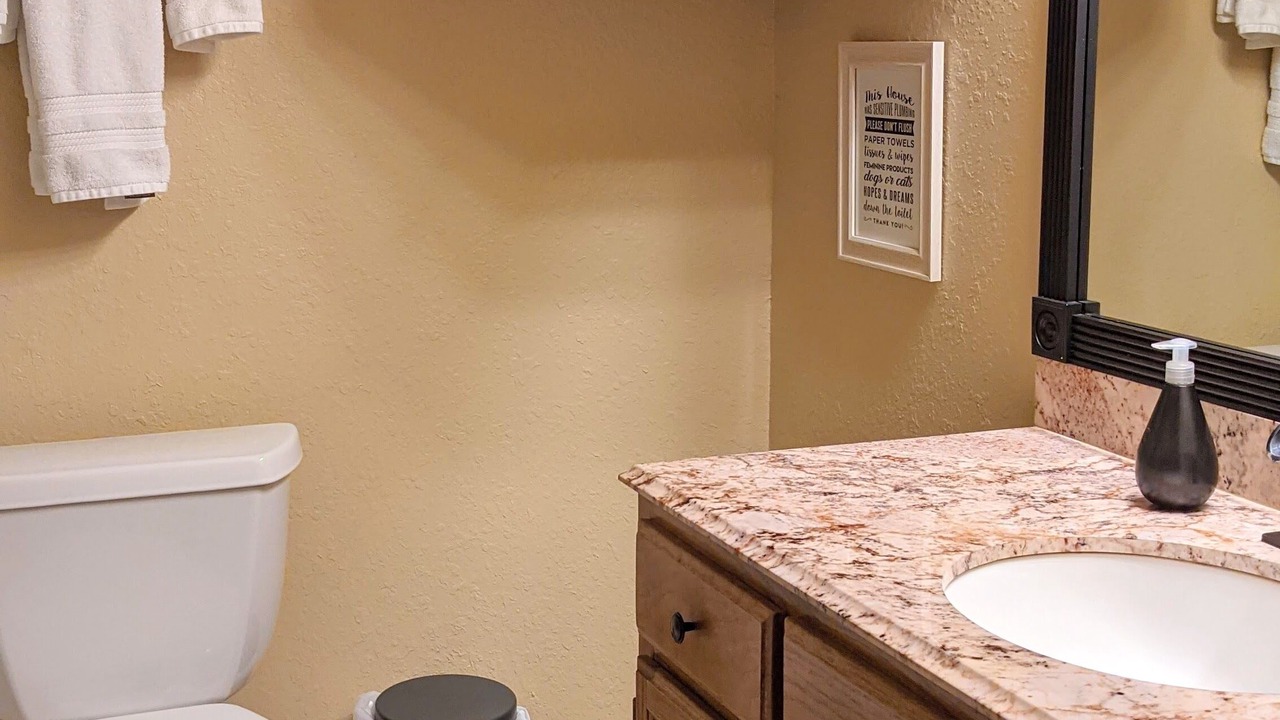 Photo of Bathroom in Catoosa