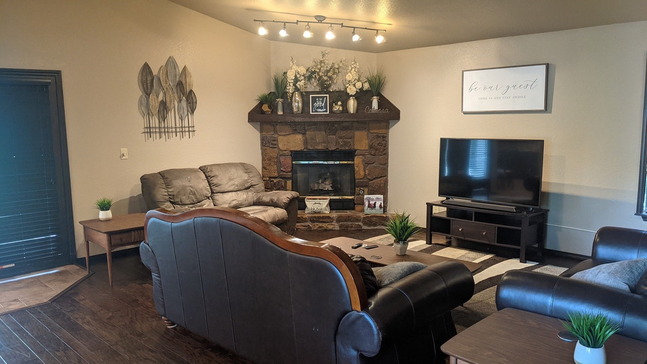Photo of Livingroom in Catoosa