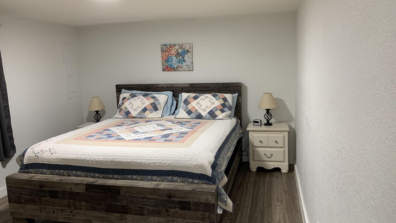 Photo of Bedroom in Crowville