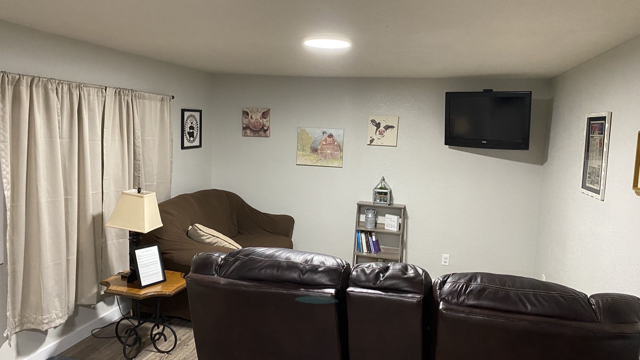 Photo of Livingroom in Crowville