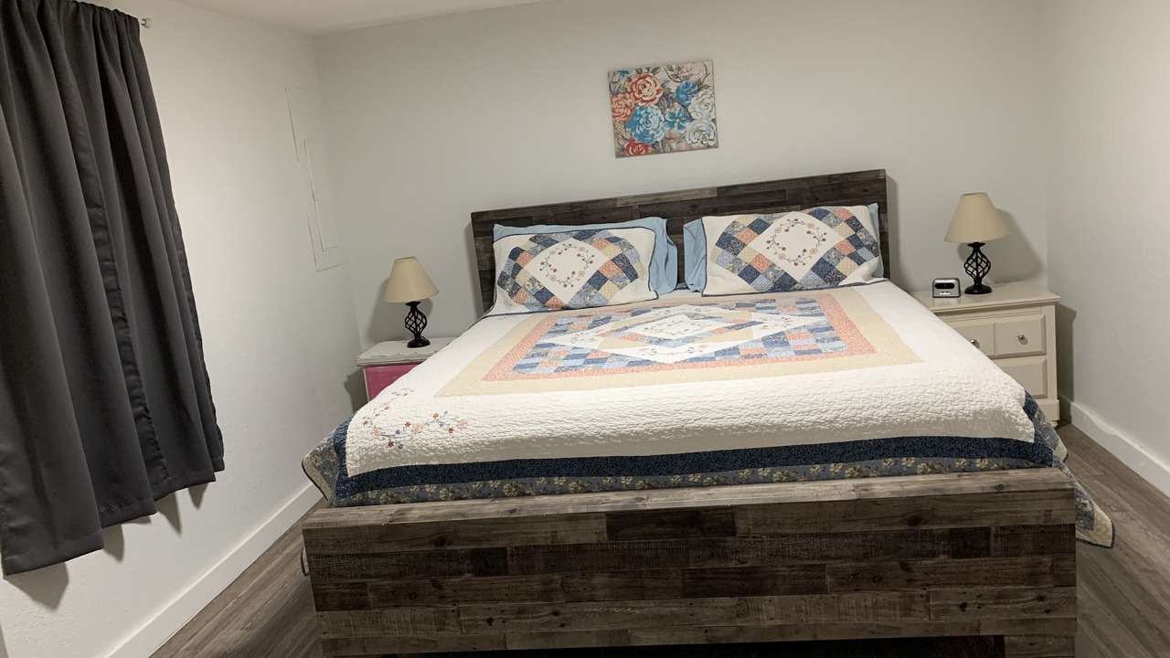 Photo of Bedroom in Crowville