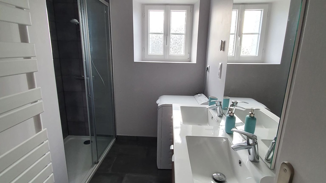 Photo of Bathroom in Breel