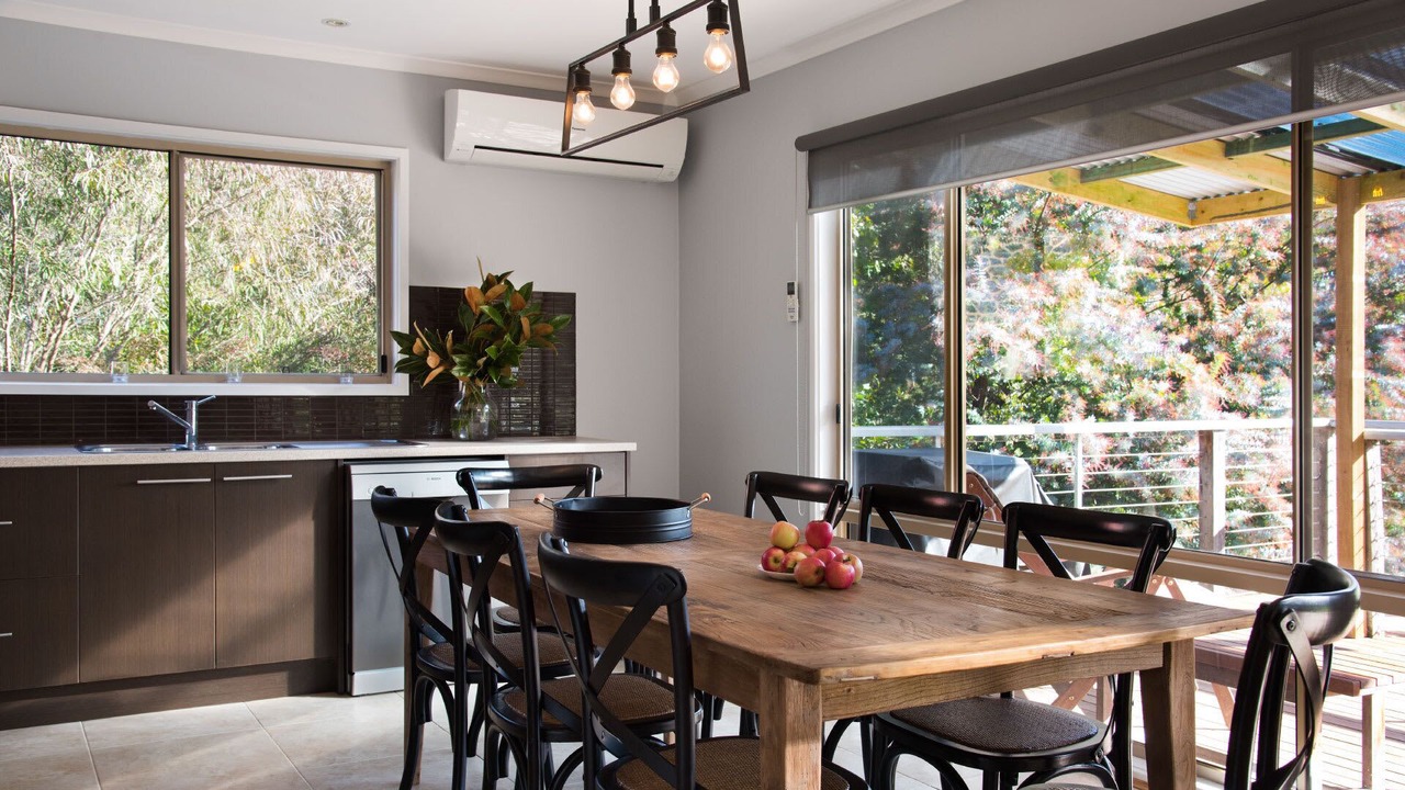 Photo of Others in Hepburn