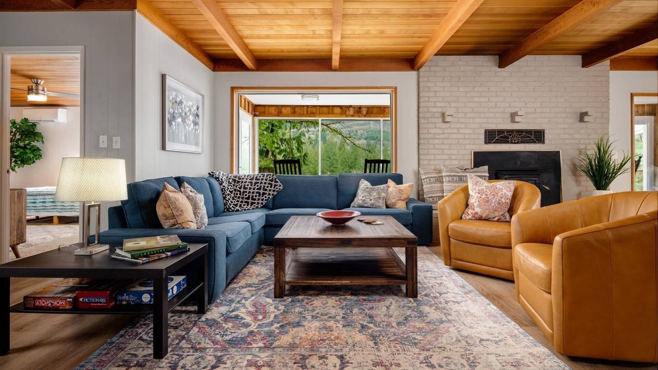 Photo of Others in Brightwood