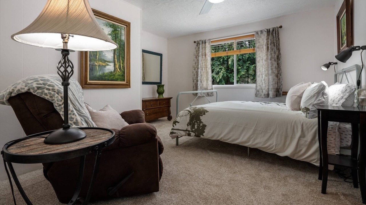 Photo of Others in Brightwood