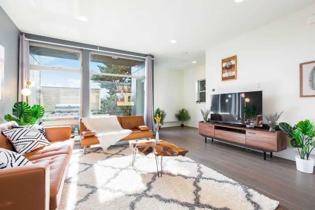 Photo of Livingroom in Old Ballard