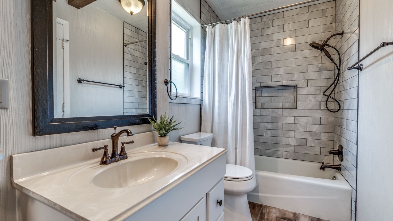 Photo of Bathroom in Grapevine