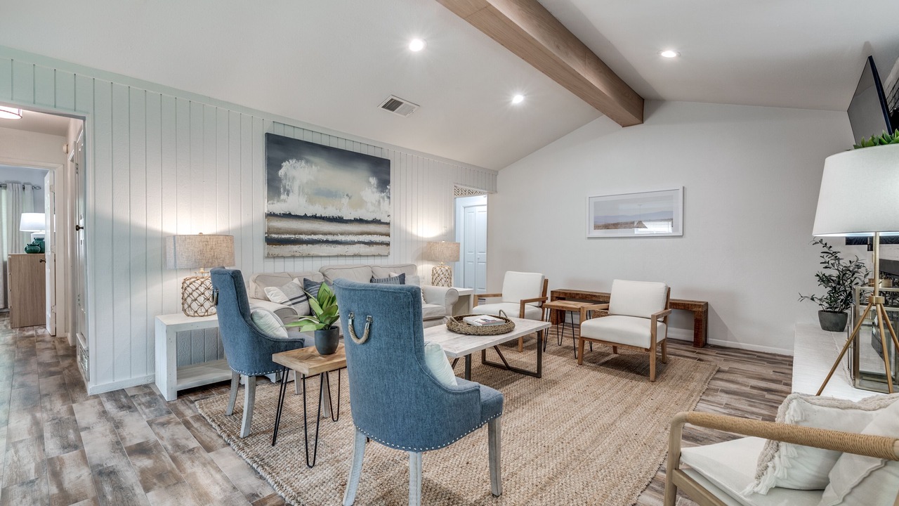 Photo of Livingroom in Grapevine