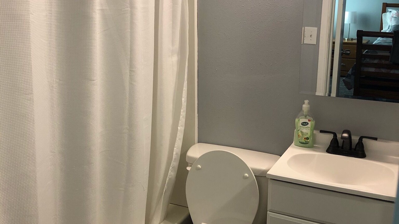 Photo of Bathroom in Central Oklahoma City