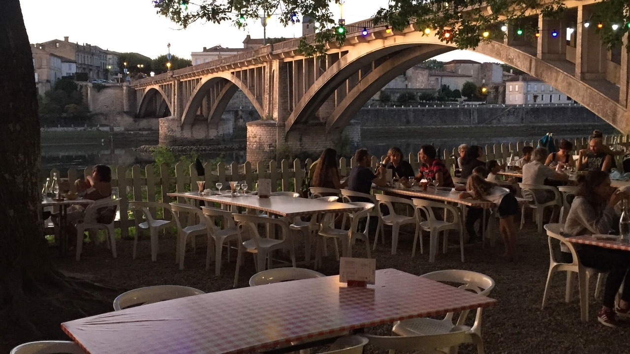 Photo of Outdoor in Doulezon