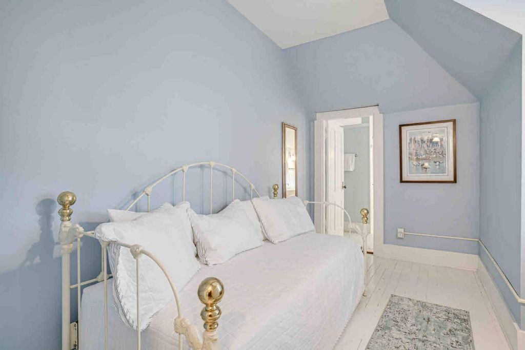 Photo of Bedroom in Silverton