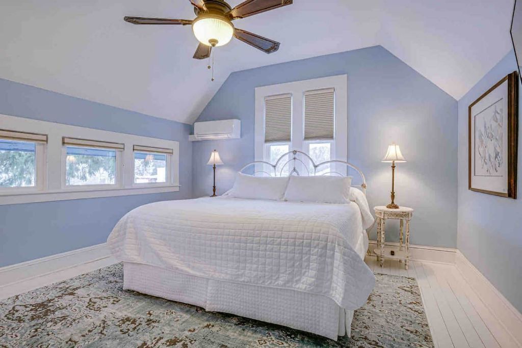 Photo of Bedroom in Silverton