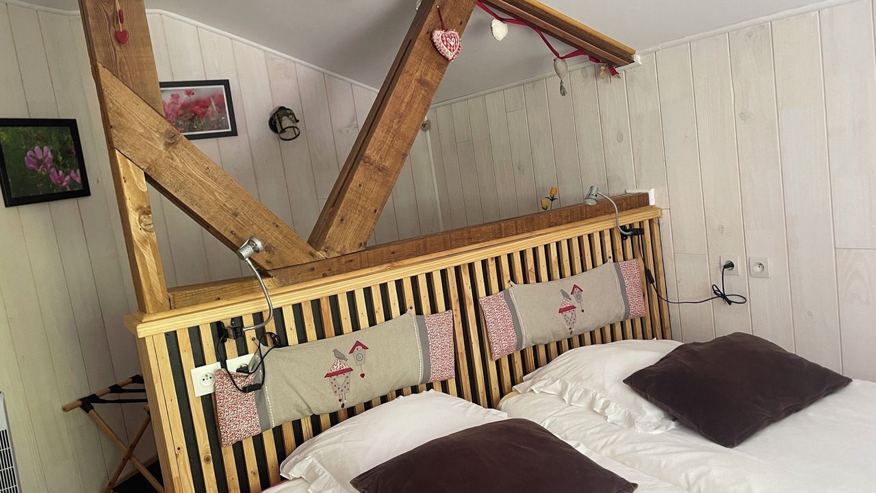 Photo of Bedroom in Saint-Chely-d'Aubrac