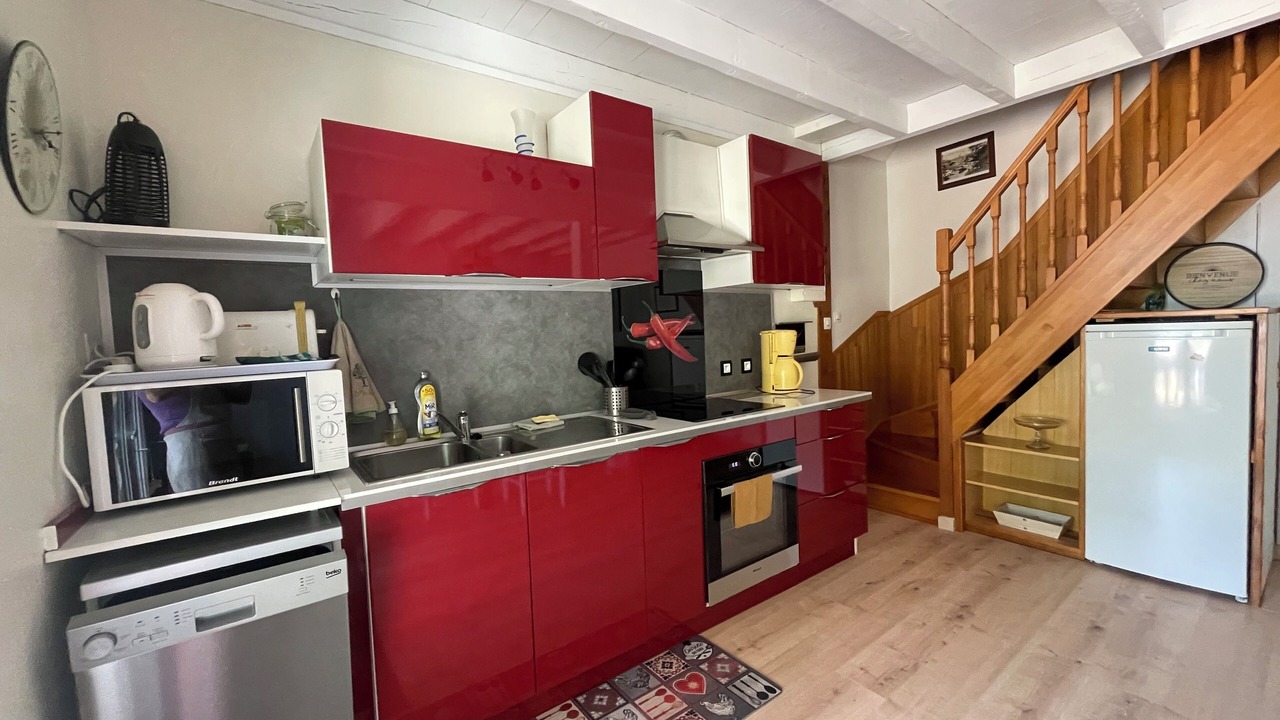 Photo of Kitchen in Saint-Chely-d'Aubrac