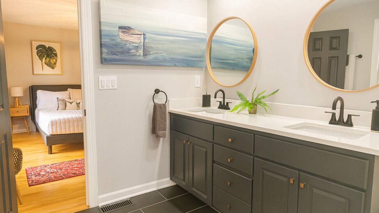 Photo of Bathroom in Barium Springs