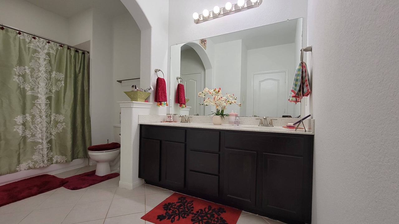 Photo of Bathroom in Louetta