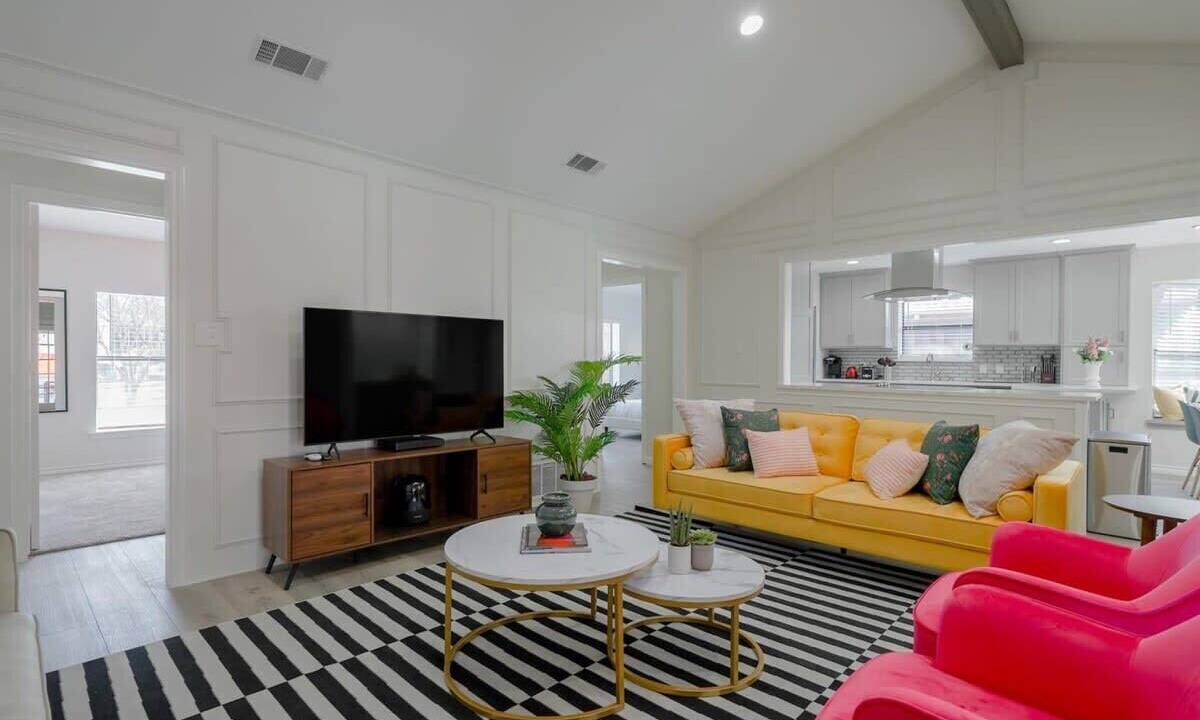 Photo of Livingroom in Richardson