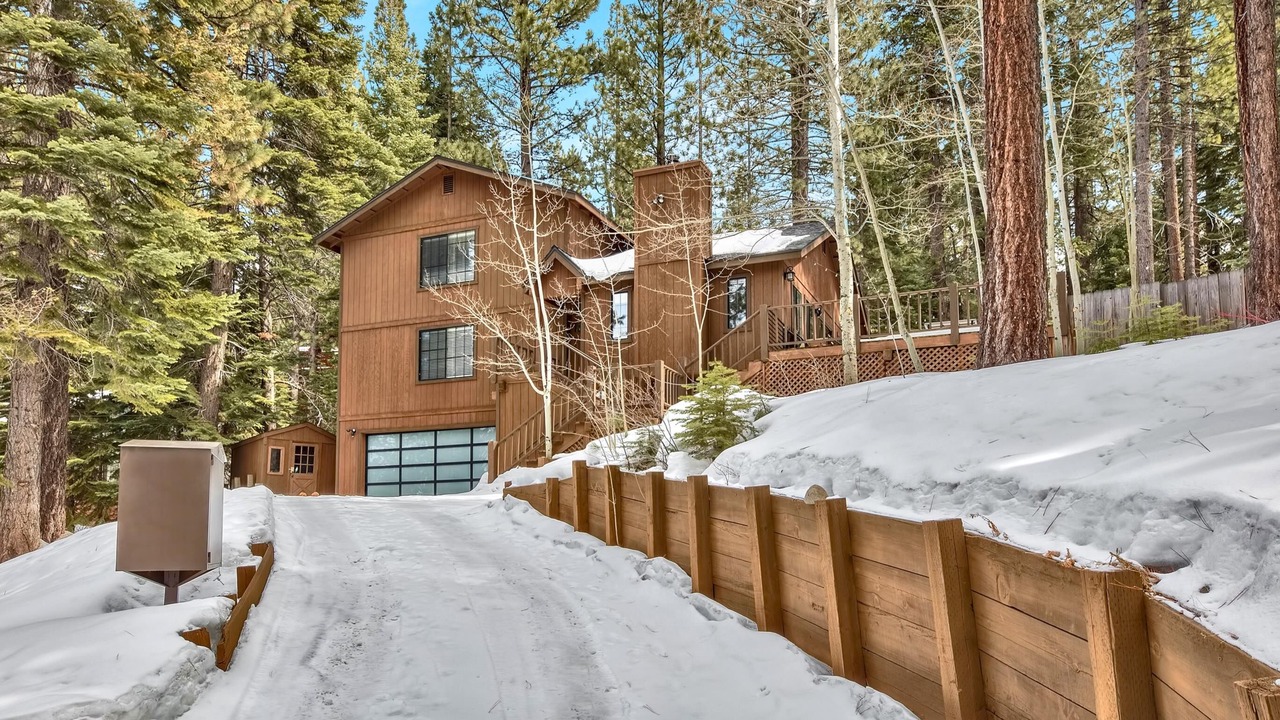 Photo of Outdoor in Country Club Estates