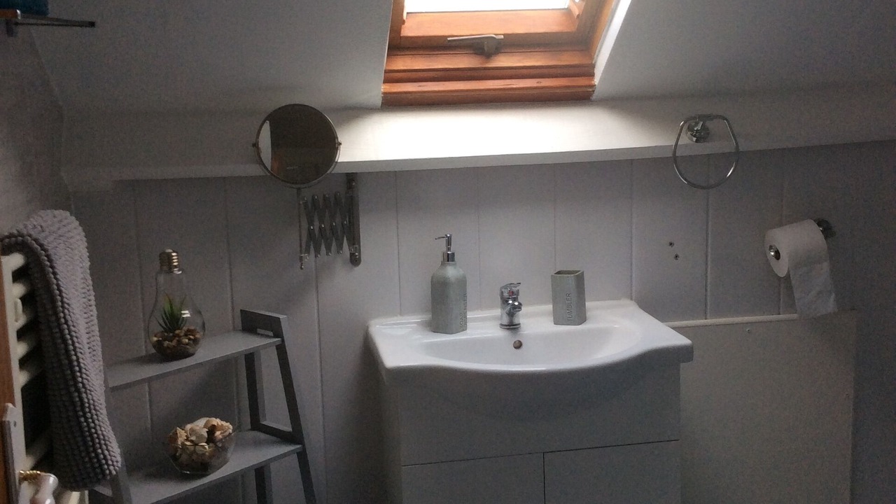 Photo of Bathroom in Saint-Mayeux