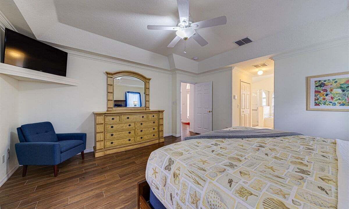 Photo of Bedroom in Orange Tree