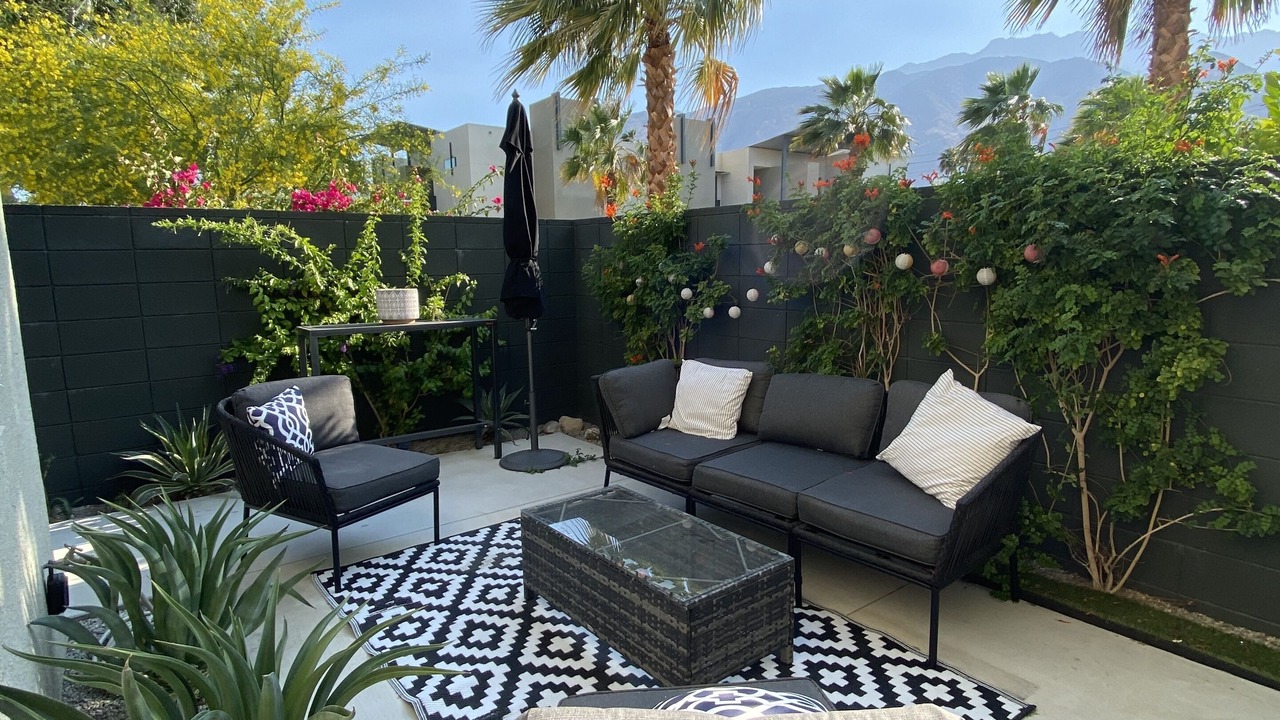 Photo of Patio Balcony in Uptown Design District