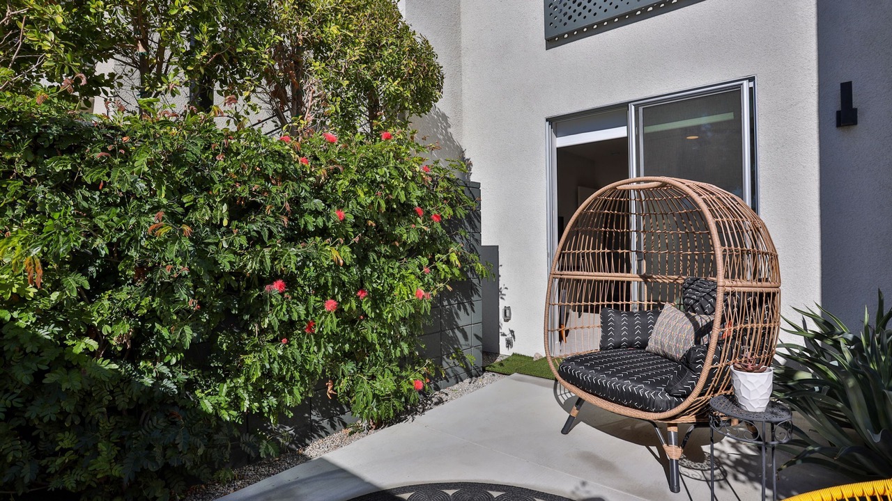 Photo of Patio Balcony in Uptown Design District