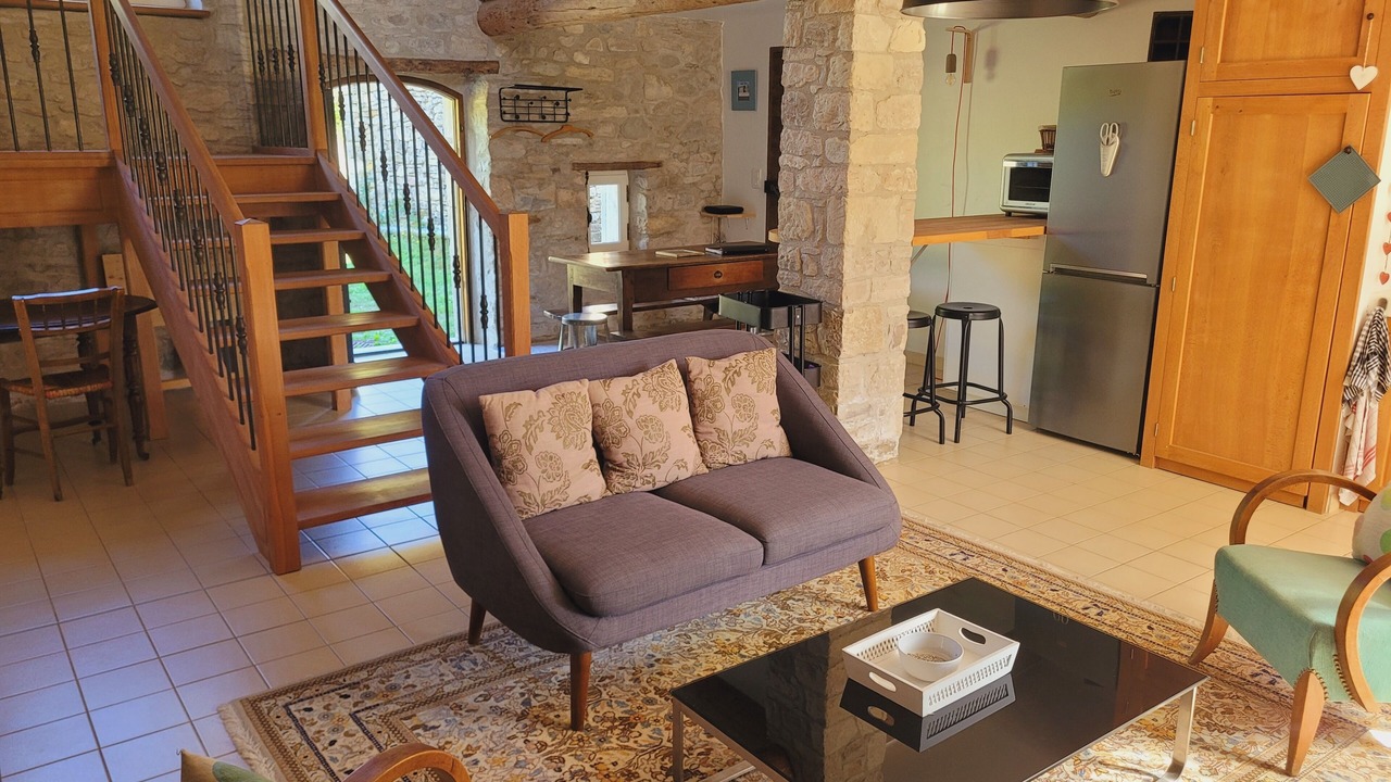 Photo of Livingroom in Revest-des-Brousses