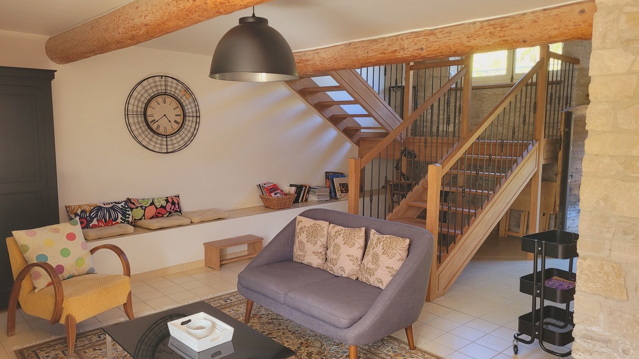 Photo of Livingroom in Revest-des-Brousses