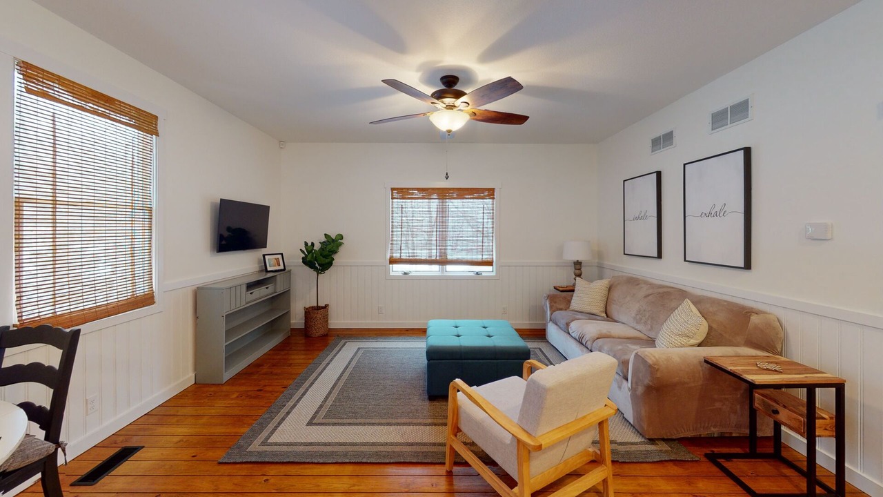 Photo of Livingroom in Osage Beach