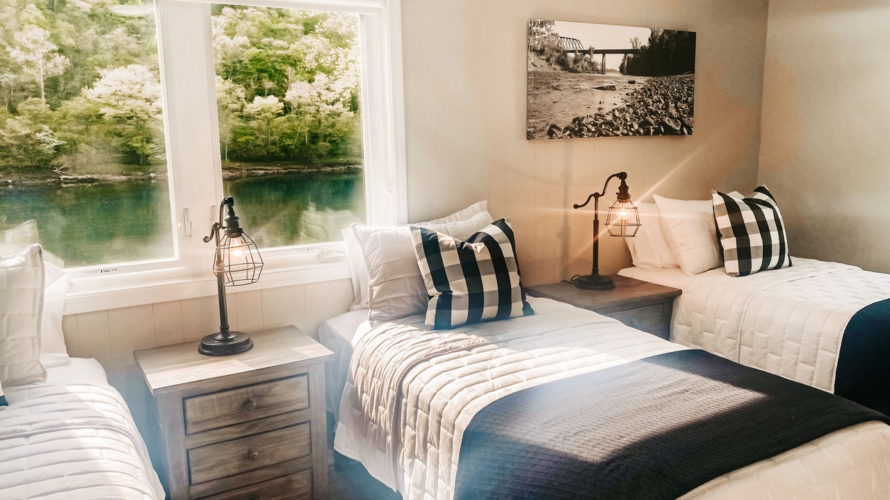 Photo of Bedroom in Flippin