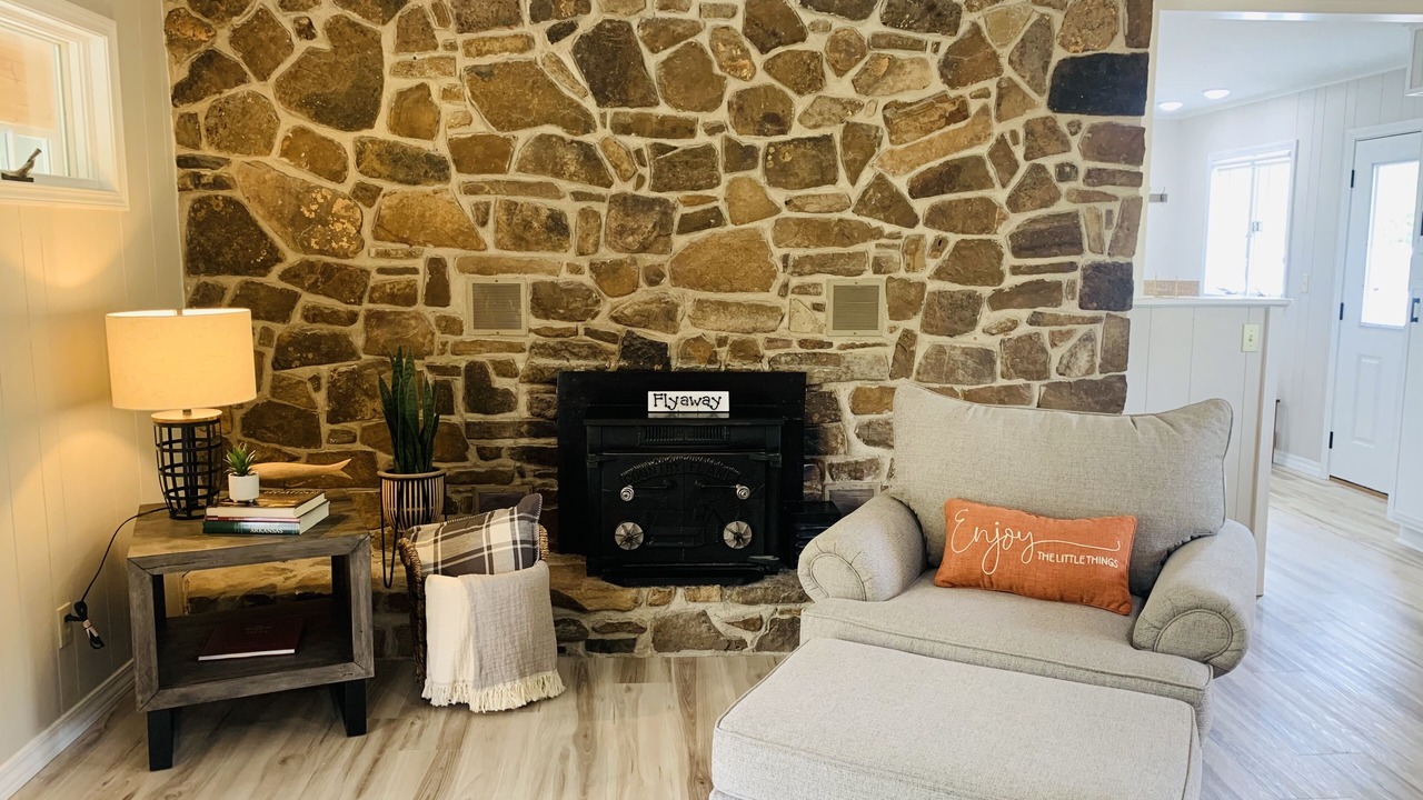 Photo of Livingroom in Flippin