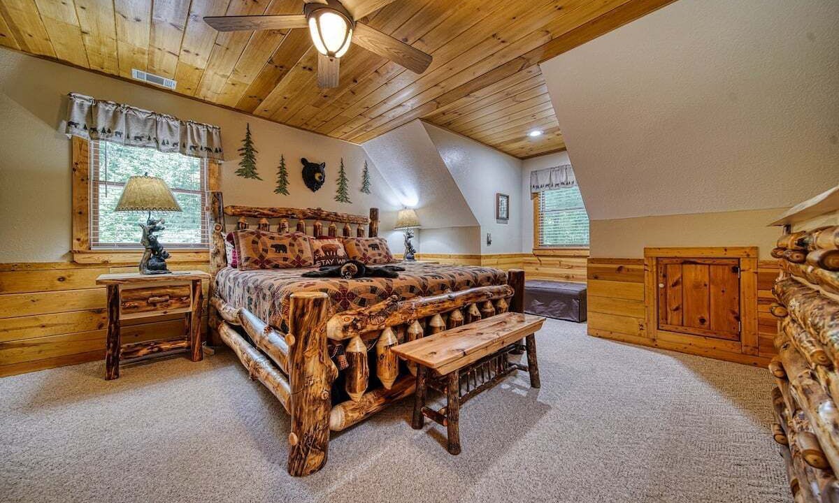 Photo of Bedroom in Blairsville