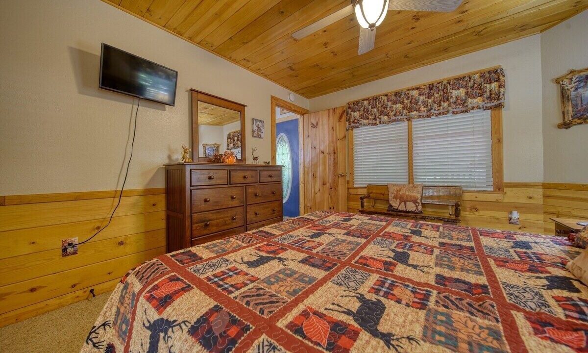 Photo of Bedroom in Blairsville