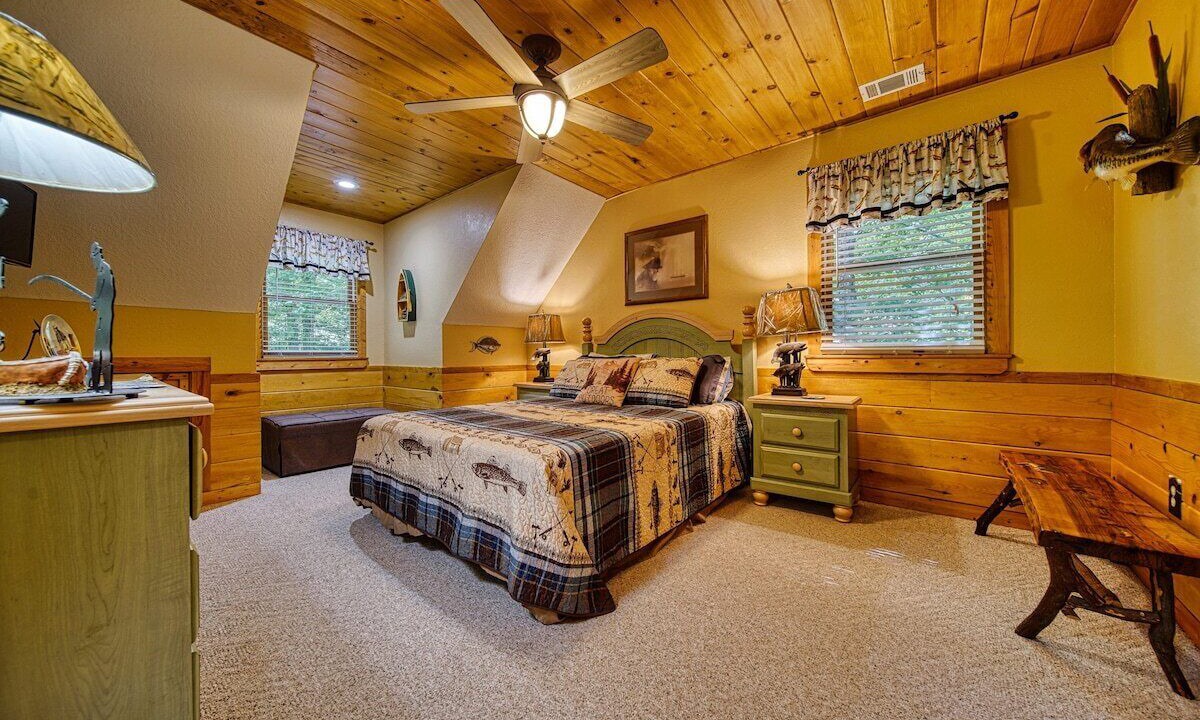 Photo of Bedroom in Blairsville