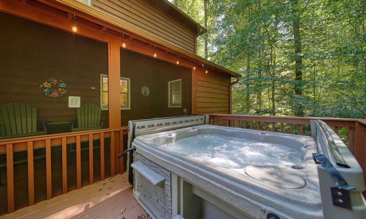 Photo of Patio Balcony in Blairsville