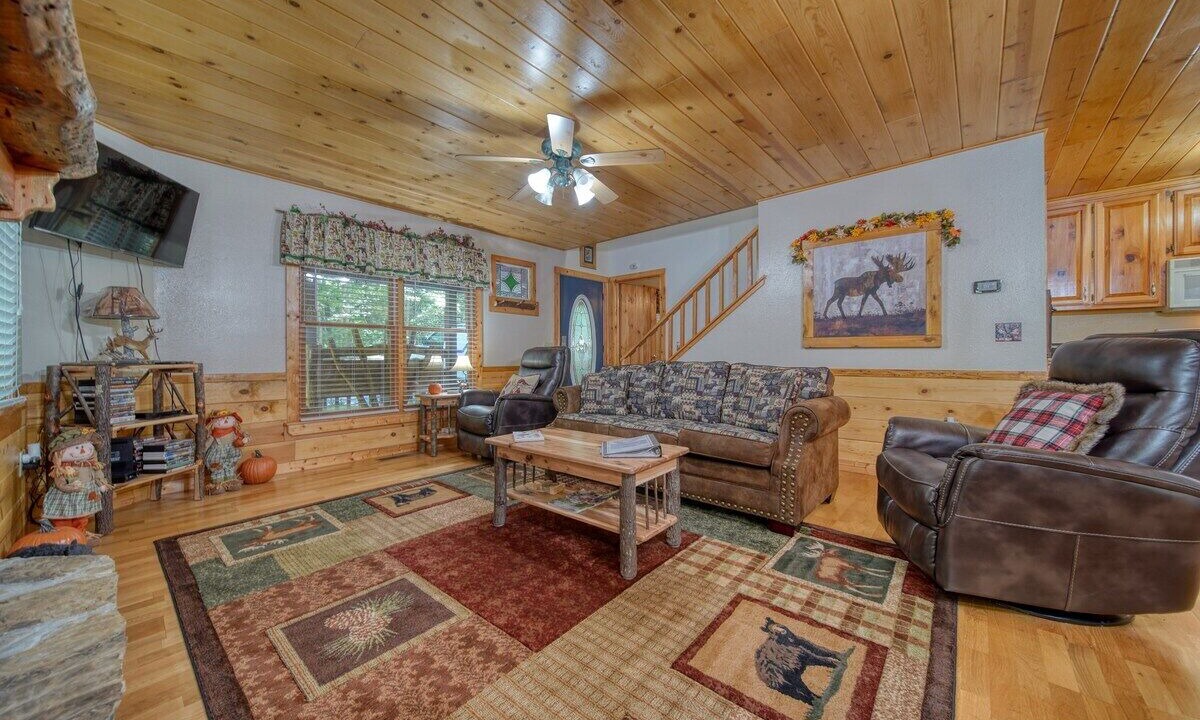 Photo of Livingroom in Blairsville