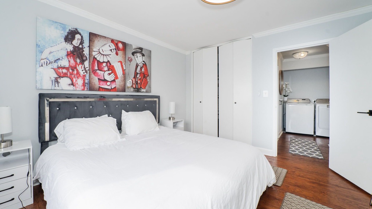 Photo of Bedroom in Peachtree Center